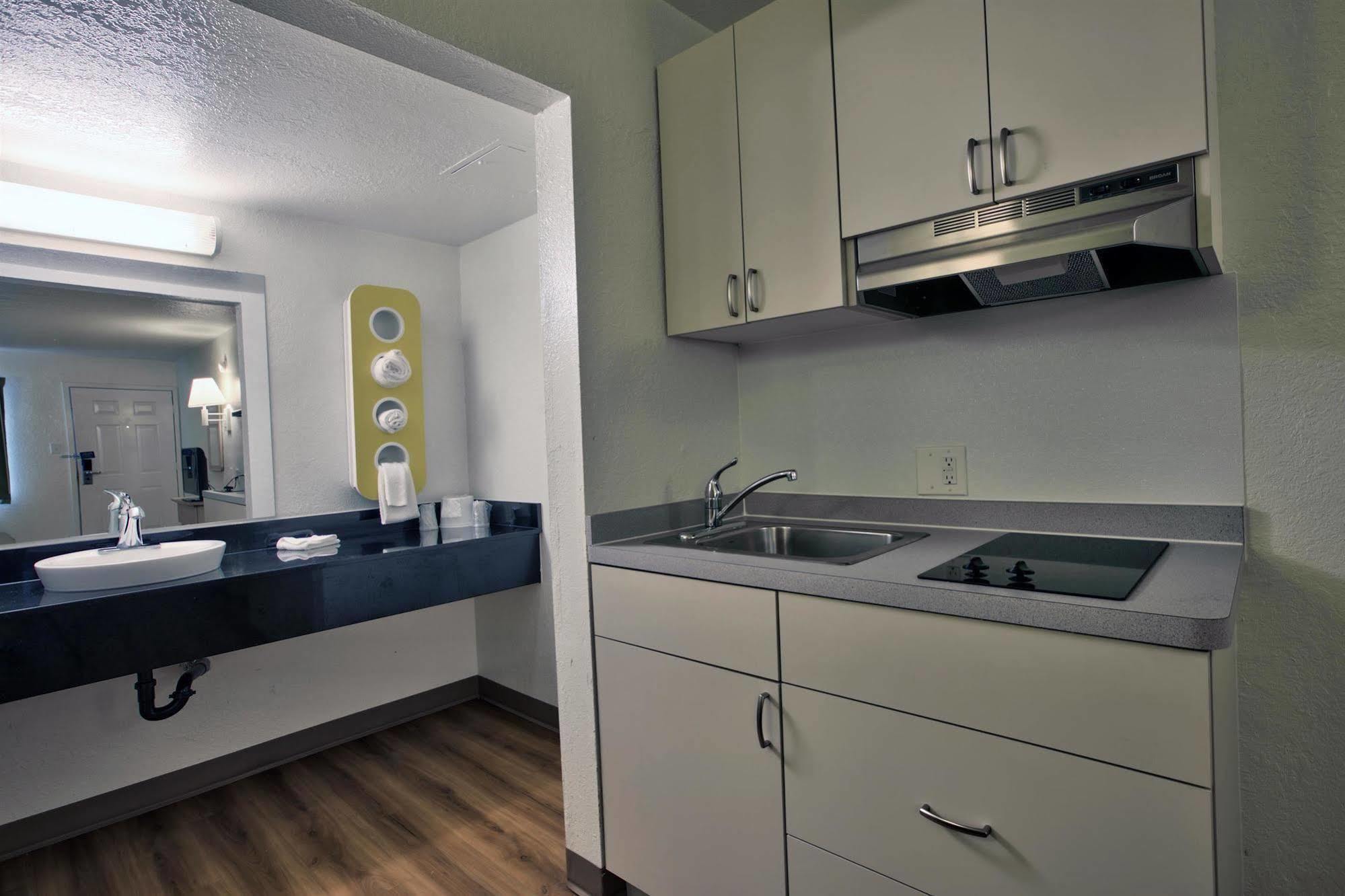 Motel 6-Tallahassee, Fl - Downtown ภายนอก รูปภาพ