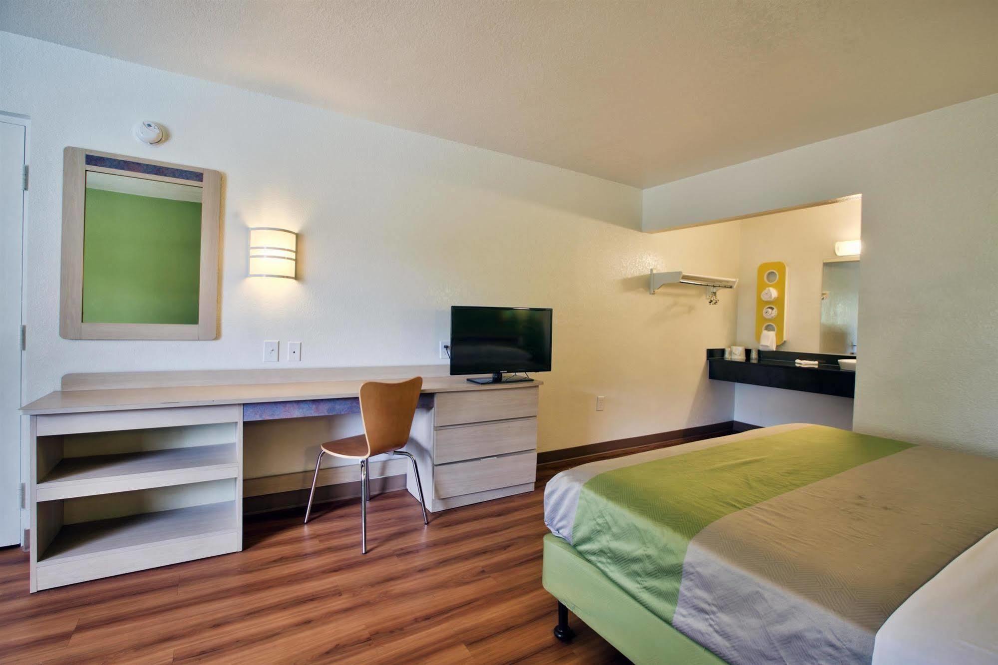 Motel 6-Tallahassee, Fl - Downtown ภายนอก รูปภาพ