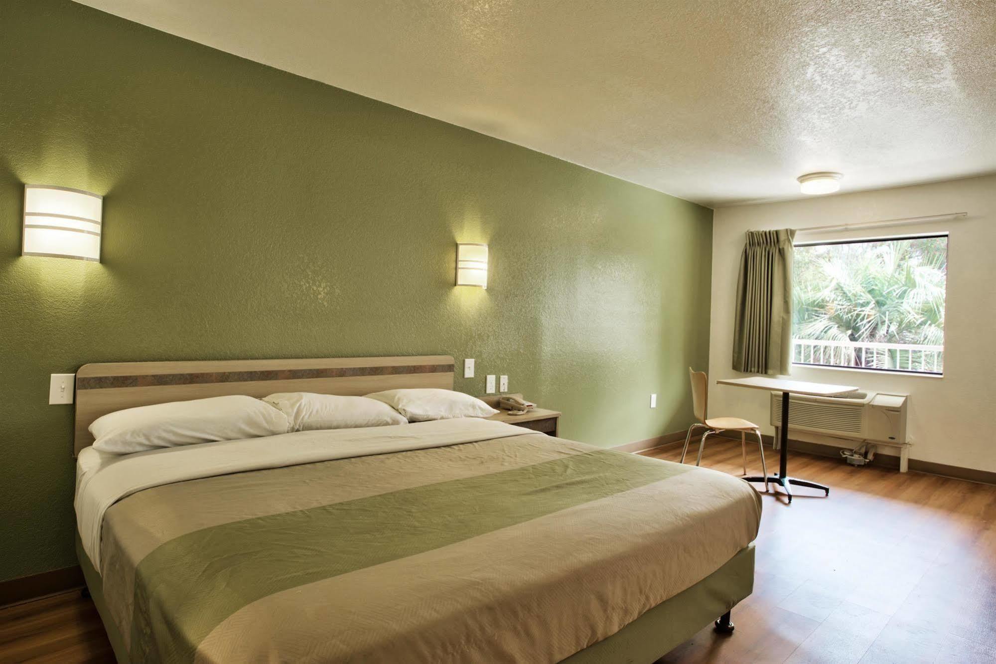 Motel 6-Tallahassee, Fl - Downtown ภายนอก รูปภาพ