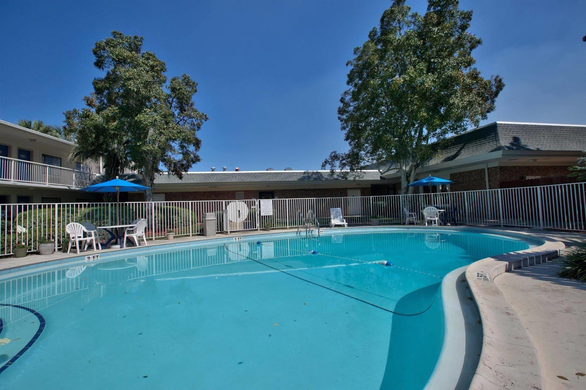 Motel 6-Tallahassee, Fl - Downtown ภายนอก รูปภาพ